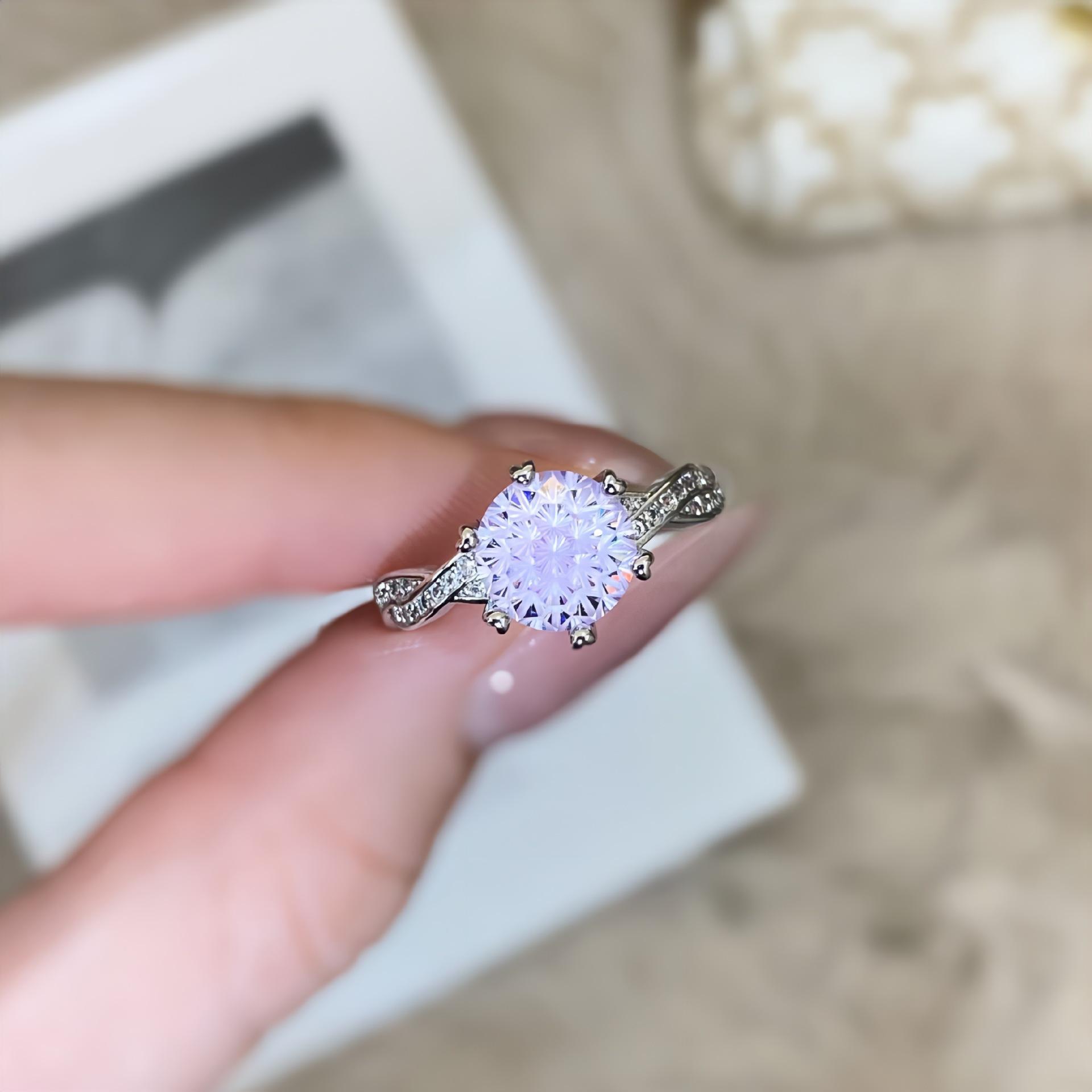 Influencer Livestream Paraiba Fireworks Cut Six-Prong Ring with Sparkling Colored Gem and High-Carbon Diamond Inlay. Adjustable Open Size
Influencer Livestream Paraiba Fireworks Cut Six-Prong Ring with Sparkling Colored Gem and High-Carbon Diamond Inlay. Adjustable Open Size