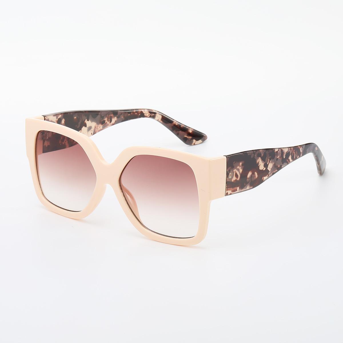 Double Beam Fashionable Sunglasses Vintage Black Square Sunglasses Woman Luxury Brand Small Rectangle Sun Glasses Clear Mirror
Double Beam Fashionable Sunglasses Vintage Black Square Sunglasses Woman Luxury Brand Small Rectangle Sun Glasses Clear Mirror