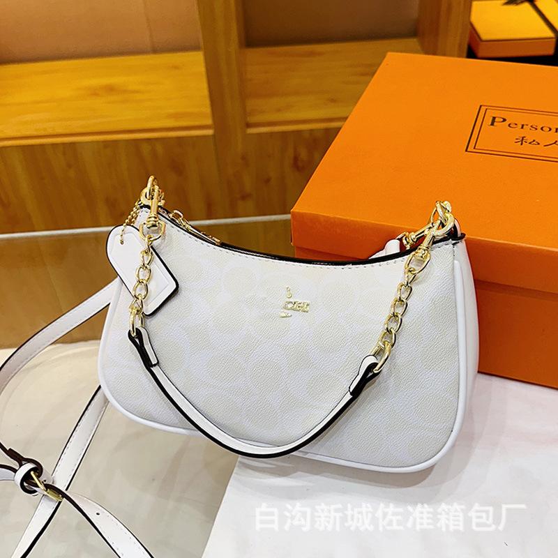 Новая женская сумка подмышку Классическая универсальная сумка-мессенджер Цепочка Принт На плечо Сумка-полумесяц белый
Новая женская сумка подмышку Классическая универсальная сумка-мессенджер Цепочка Принт На плечо Сумка-полумесяц белый