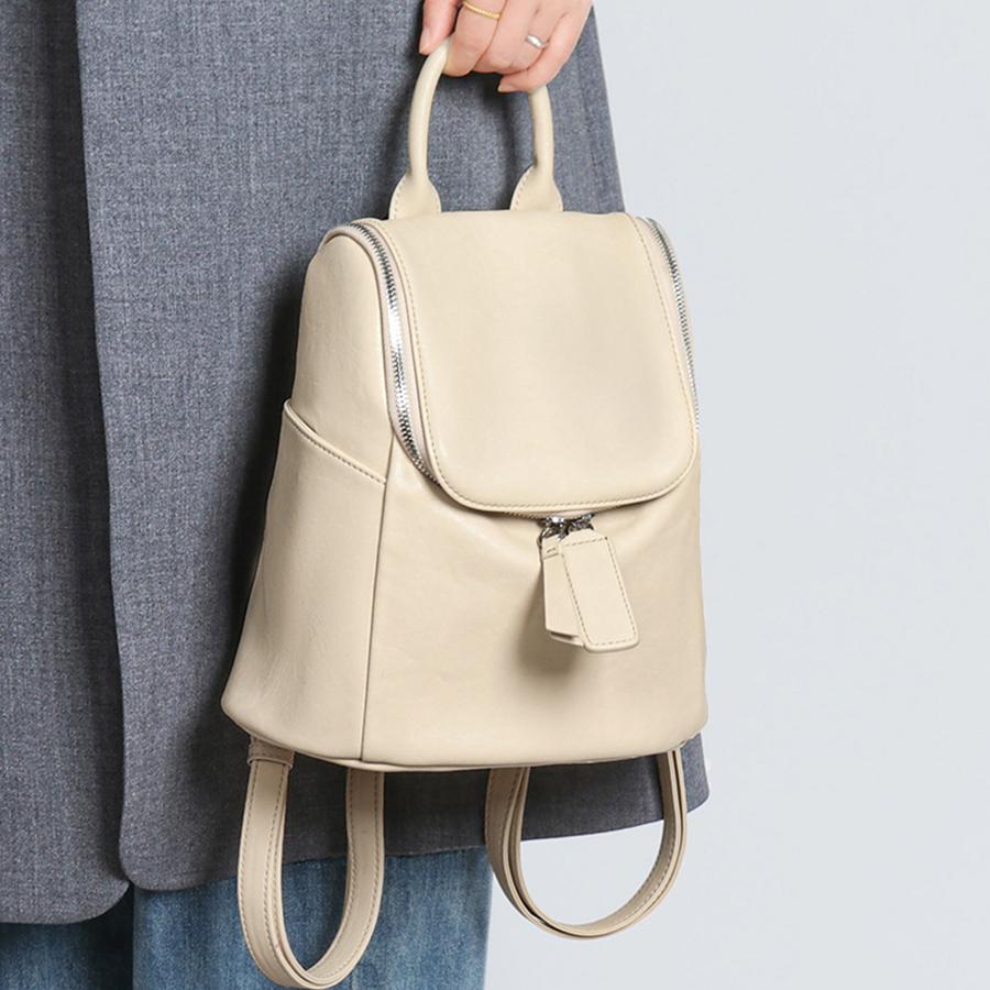 College Style Women Cowhide Backpacks Female Small Shoulder Bags Sac a Dos Casual Travel Ladies Commuting Mochilas School Bags 26x14x25cm бежевый
College Style Women Cowhide Backpacks Female Small Shoulder Bags Sac a Dos Casual Travel Ladies Commuting Mochilas School Bags 26x14x25cm бежевый
