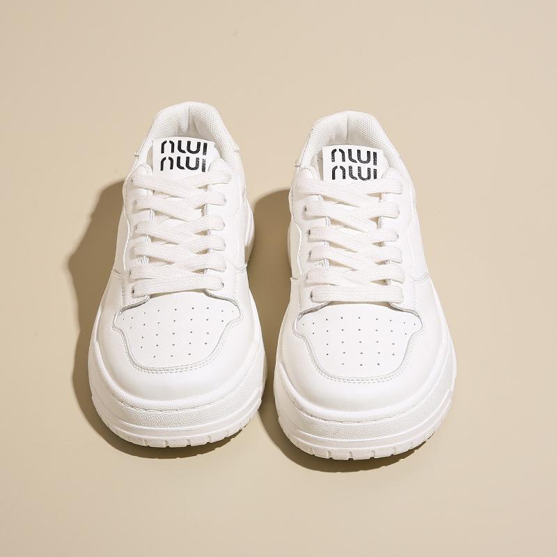 Leather white shoes women s spring and summer 2024 new board shoes women s sports and leisure versatile women s shoes tide 2025 35 белый
Leather white shoes women s spring and summer 2024 new board shoes women s sports and leisure versatile women s shoes tide 2025 35 белый