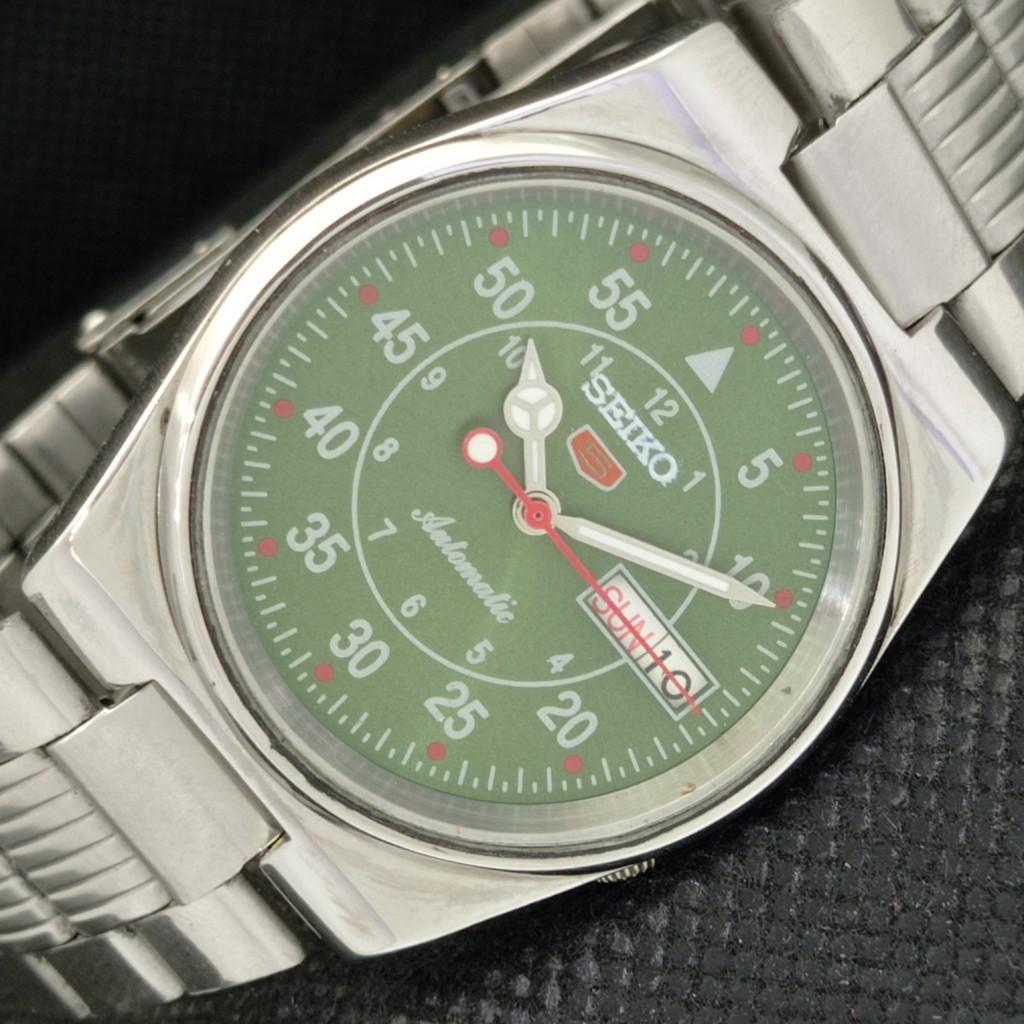 Б/У винтажные мужские часы SEIKO 5 AUTOMATIC 7S26A из Японии, зеленые, 587f-a309642-9 SKU587f-a309642
Б/У винтажные мужские часы SEIKO 5 AUTOMATIC 7S26A из Японии, зеленые, 587f-a309642-9 SKU587f-a309642