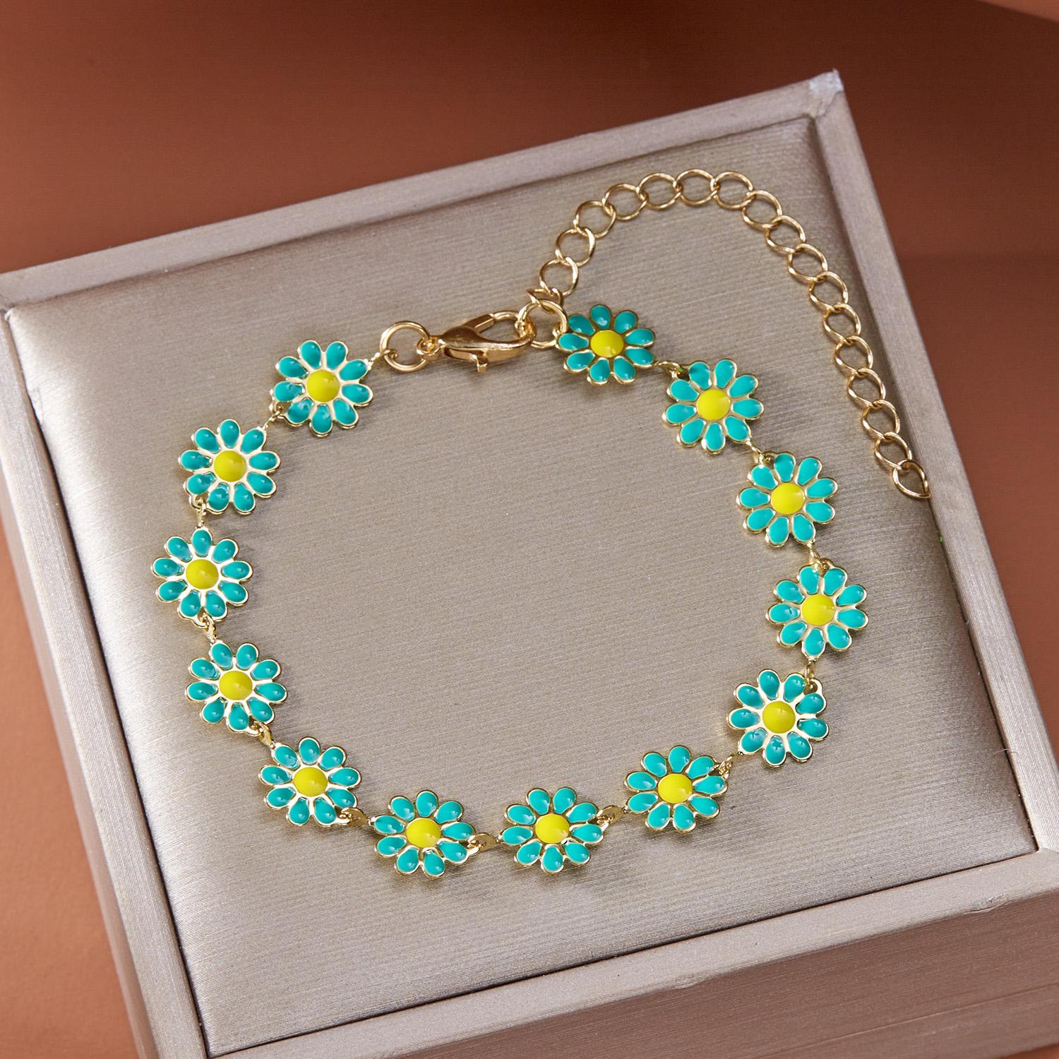 Vintage Enamel Daisy Flower Bracelet For Women Fashion Colorful Sweet Sunflower Beaded Bracelets Bangle Friendship Party Jewelry
Vintage Enamel Daisy Flower Bracelet For Women Fashion Colorful Sweet Sunflower Beaded Bracelets Bangle Friendship Party Jewelry