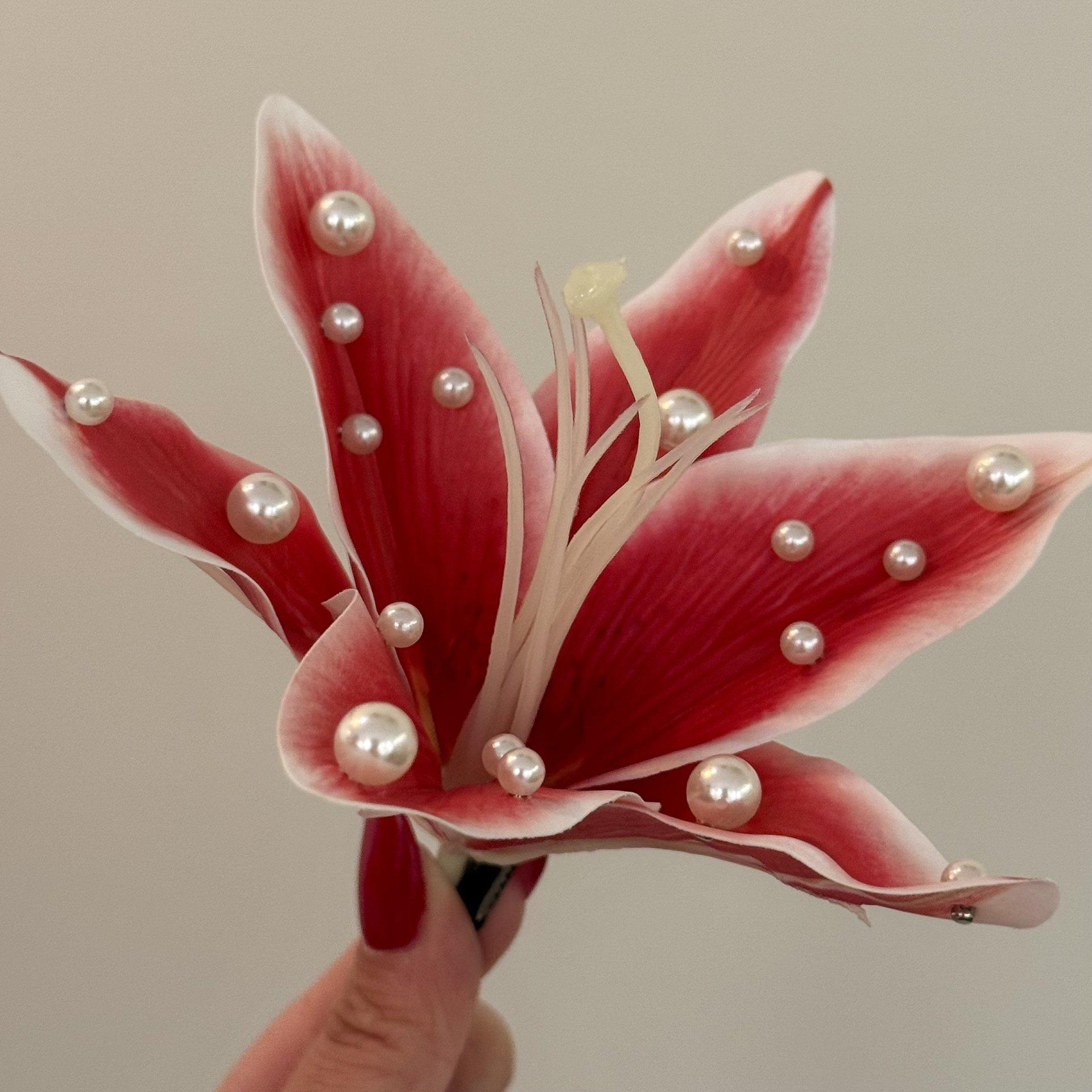 Korean Pearl Faux Flower Hair Clip - Elegant New Year Headwear
Korean Pearl Faux Flower Hair Clip - Elegant New Year Headwear
