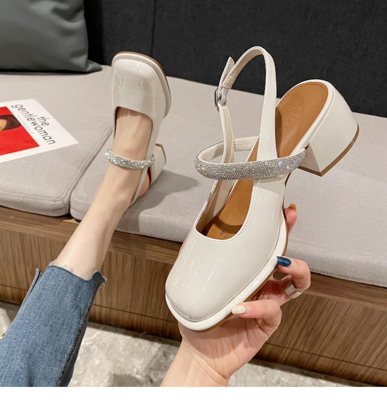 Кожаная сумка голова сандалии женские день Мэри Джейн 2025 новые туфли-феи с пряжкой на одном слове с юбкой на высоком каблуке 39
Кожаная сумка голова сандалии женские день Мэри Джейн 2025 новые туфли-феи с пряжкой на одном слове с юбкой на высоком каблуке 39