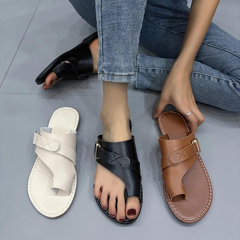 Женские минималистичные сандалии-стринги, новинка 2024 года, модные сандалии на плоской подошве, летняя уличная женская обувь для пляжного отдыха и отдыха, женская обувь
Женские минималистичные сандалии-стринги, новинка 2024 года, модные сандалии на плоской подошве, летняя уличная женская обувь для пляжного отдыха и отдыха, женская обувь