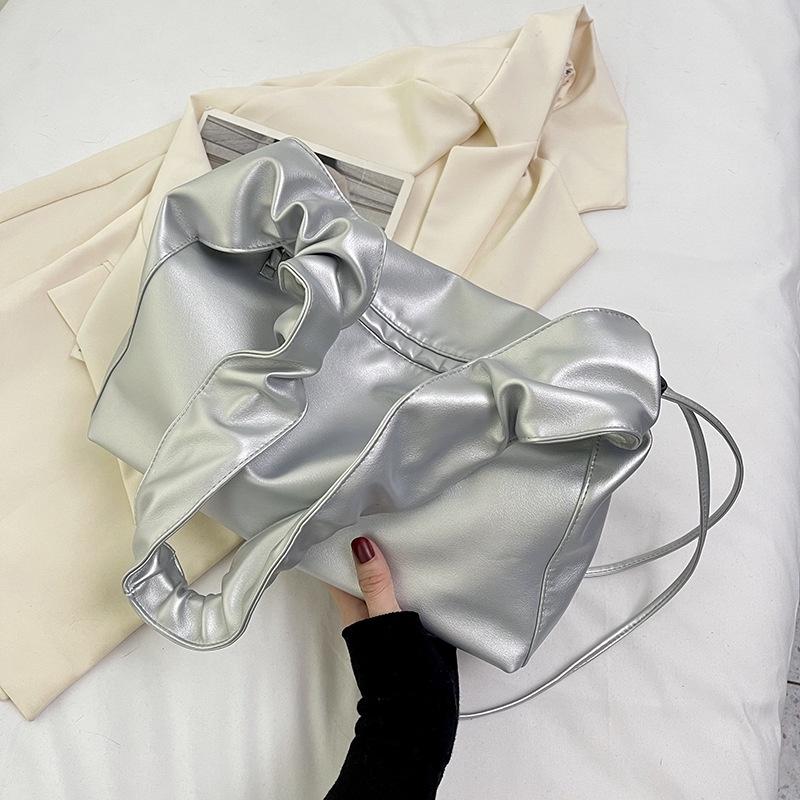 IELGY Плечо через плечо со складками под мышками, сумка для девочек-крошек
IELGY Плечо через плечо со складками под мышками, сумка для девочек-крошек