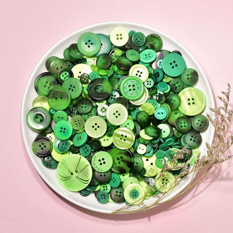 50PCS Fresh Green Button Spring Green Apple Hand Account Decoration DIY Baby Clothes Dopamine Buttons Accessories Jewelry
50PCS Fresh Green Button Spring Green Apple Hand Account Decoration DIY Baby Clothes Dopamine Buttons Accessories Jewelry