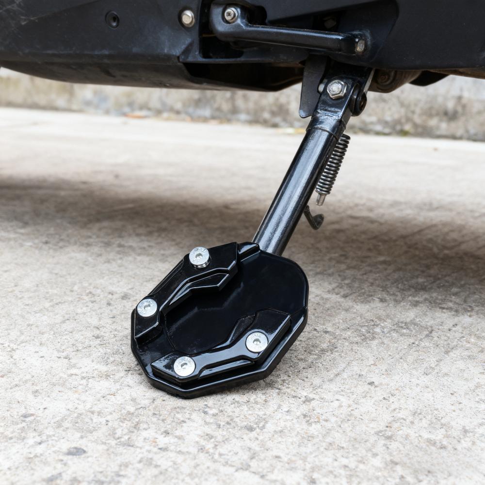 Motorcycle Kickstand Pad Side Stand Cover Compatible with Universal Stop Stands Dirt Bike Scooter Outdoor
Motorcycle Kickstand Pad Side Stand Cover Compatible with Universal Stop Stands Dirt Bike Scooter Outdoor
