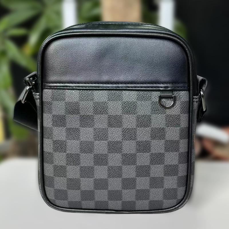 Waterproof Men s Crossbody Travel Bag – Lightweight Printed PVC Design for Everyday Use
Waterproof Men s Crossbody Travel Bag – Lightweight Printed PVC Design for Everyday Use