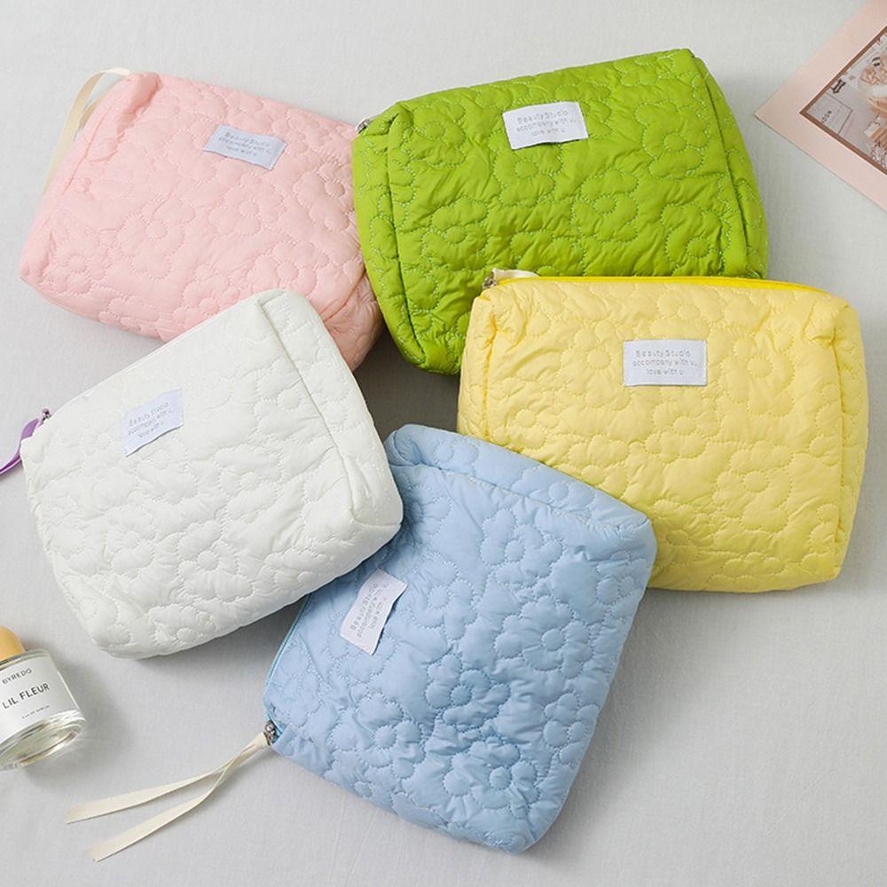 New Portable Waterproof Fitness Travel Bag Washing Bag Storage Pouch Cosmetic Organizer
New Portable Waterproof Fitness Travel Bag Washing Bag Storage Pouch Cosmetic Organizer