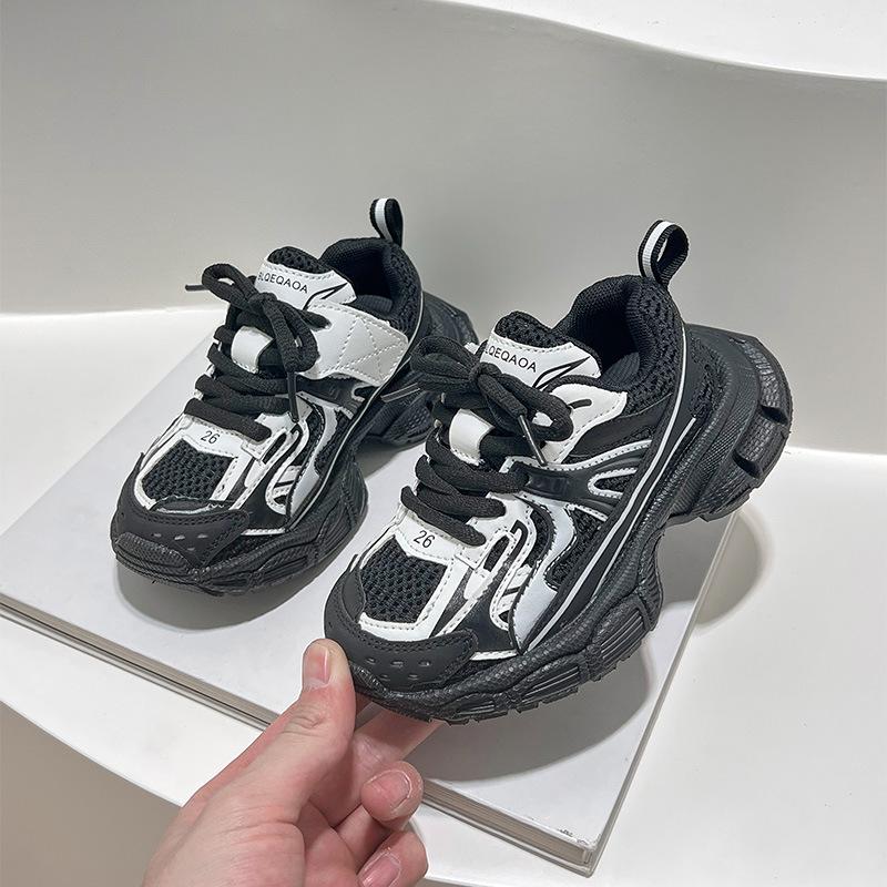 Girls dad shoes 2025 spring new children s casual breathable mesh sports shoes medium and older children s running shoes boys 26-30 yards 5 pairs in one hand
Girls dad shoes 2025 spring new children s casual breathable mesh sports shoes medium and older children s running shoes boys 26-30 yards 5 pairs in one hand