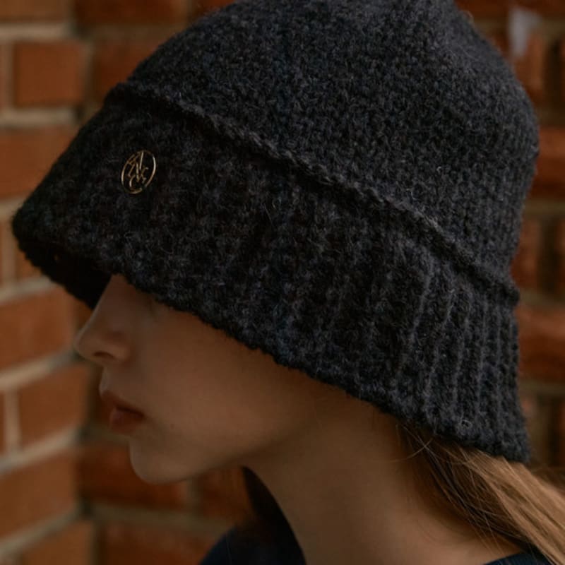 ANOETIC ANC KNIT BUCKET HAT_BLACK black
ANOETIC ANC KNIT BUCKET HAT_BLACK black