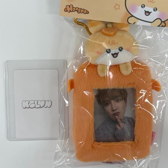 ATEEZ MIGHTEEZ WONDER ROOM Pop-Up Офіційні товари з персонажами Kpop Мерч
ATEEZ MIGHTEEZ WONDER ROOM Pop-Up Офіційні товари з персонажами Kpop Мерч
