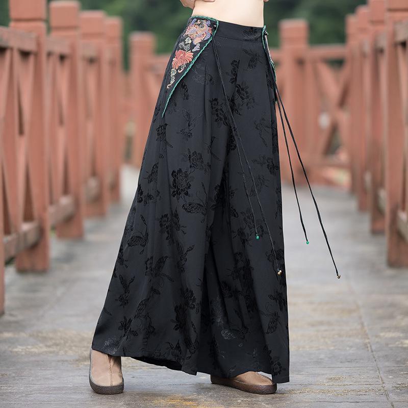 Women s Ethnic Style Embroidered Wide-Leg Pants - Casual Retro Long Trousers One Size чёрный
Women s Ethnic Style Embroidered Wide-Leg Pants - Casual Retro Long Trousers One Size чёрный