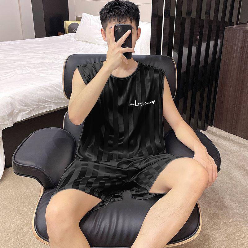 Летняя пижама мужская, тонкий жилет из ледяного шелка, шорты, мужской комплект домашней одежды, большой размер, без рукавов, удобная повседневная домашняя одежда XXXXXL чёрный
Летняя пижама мужская, тонкий жилет из ледяного шелка, шорты, мужской комплект домашней одежды, большой размер, без рукавов, удобная повседневная домашняя одежда XXXXXL чёрный