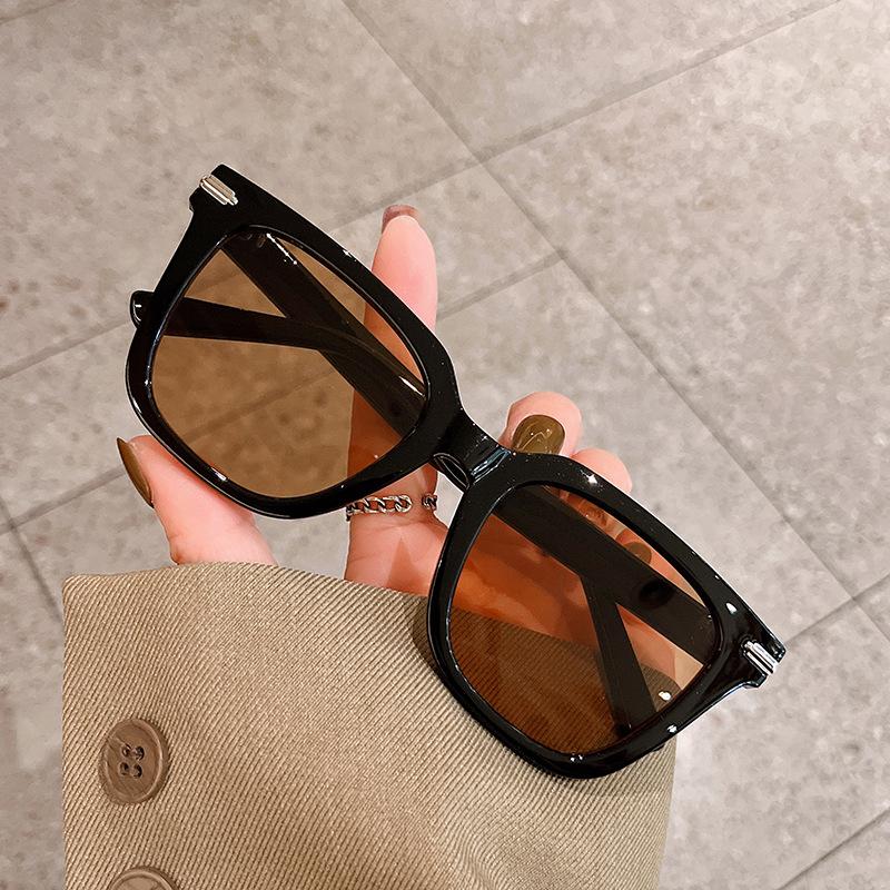 Korean Fashion Sunglasses Male Female Latest Square Shape UV Protection Female ’ s Sunglasses Premium Quality-MadeTravellingSunglass
Korean Fashion Sunglasses Male Female Latest Square Shape UV Protection Female ’ s Sunglasses Premium Quality-MadeTravellingSunglass