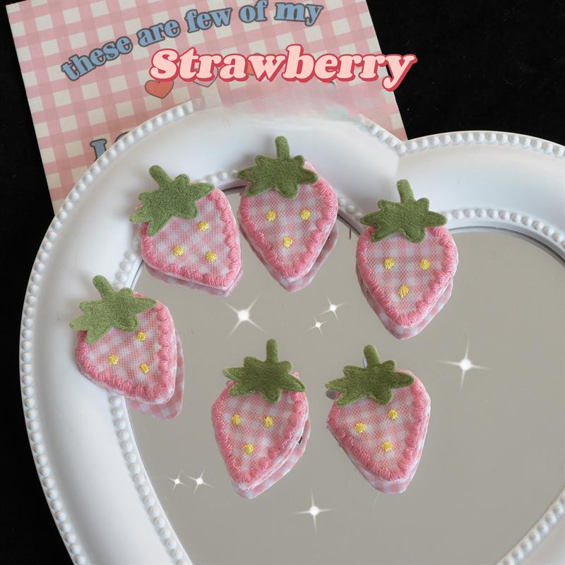 Sweet Girl Pink Strawberry and Bow Hair Clips Cute Cloth Art Strawberry Hairpins Hair Clips Girl s Heart Headwear Accessories
Sweet Girl Pink Strawberry and Bow Hair Clips Cute Cloth Art Strawberry Hairpins Hair Clips Girl s Heart Headwear Accessories