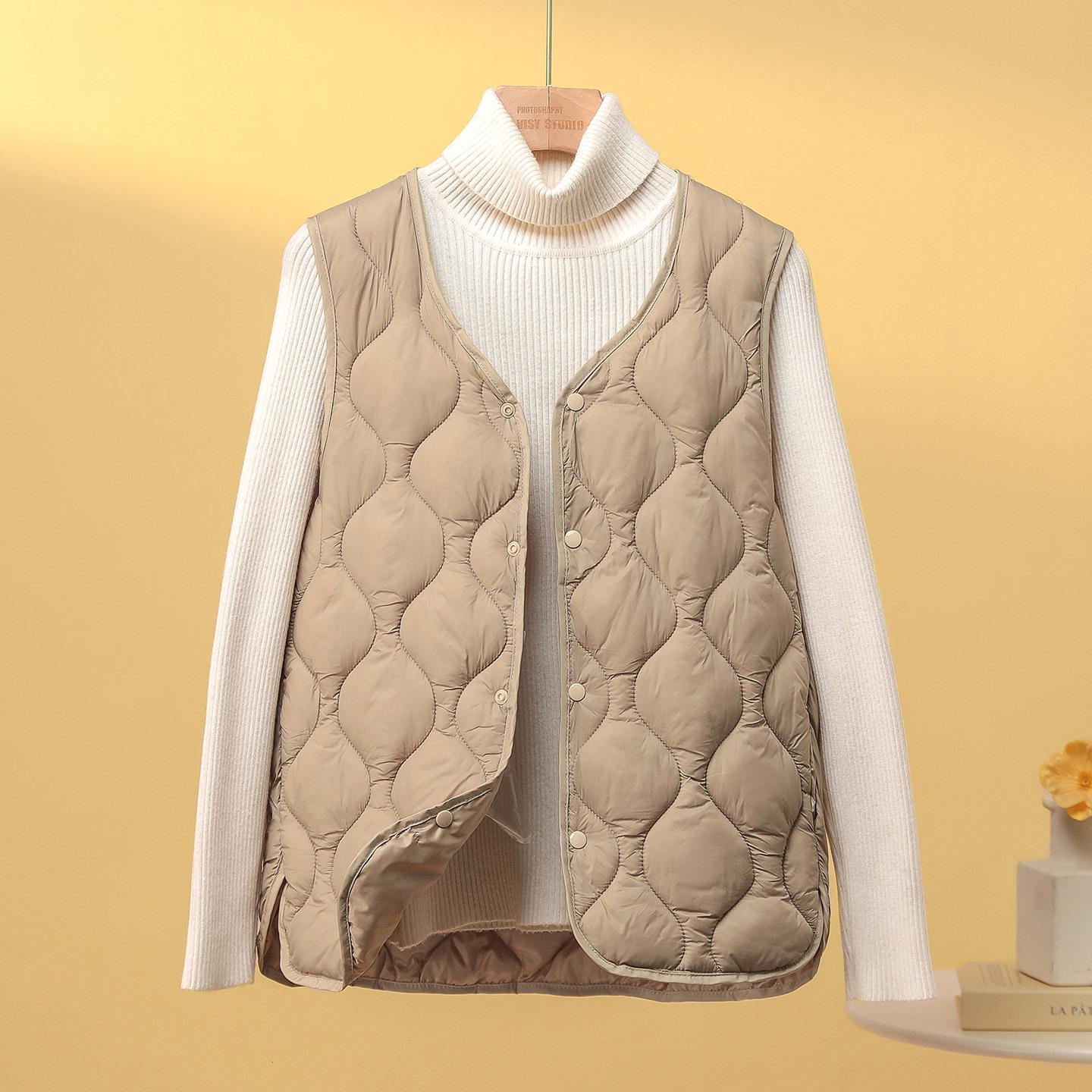 Новий жіночий повсякденний легкий багатошаровий жилет з пухової бавовни - Осінньо-зимовий стиль, без рукавів та універсальний. M (90-100 cm) хакі
Новий жіночий повсякденний легкий багатошаровий жилет з пухової бавовни - Осінньо-зимовий стиль, без рукавів та універсальний. M (90-100 cm) хакі