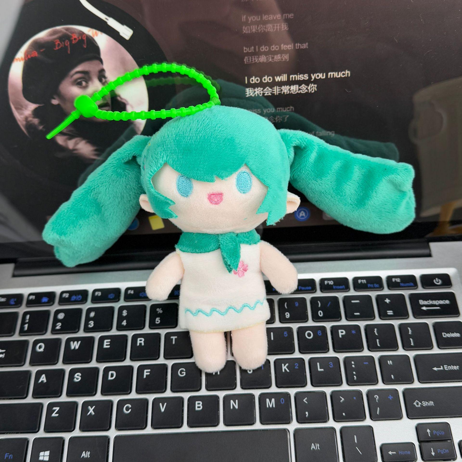 Cute Miku Hatsune Doll Plush Toy Keychain Pendant Cartoon Bag Charm Soft Stuffed Animal Figure Anime Character Accessories For
Cute Miku Hatsune Doll Plush Toy Keychain Pendant Cartoon Bag Charm Soft Stuffed Animal Figure Anime Character Accessories For