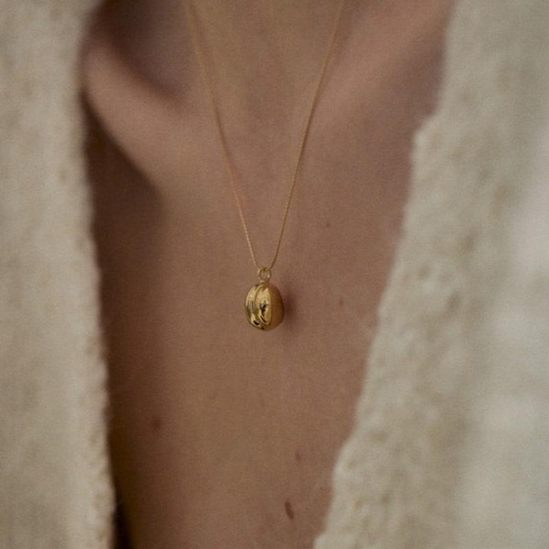 onill 04-20 shell (Necklace) Silver
onill 04-20 shell (Necklace) Silver