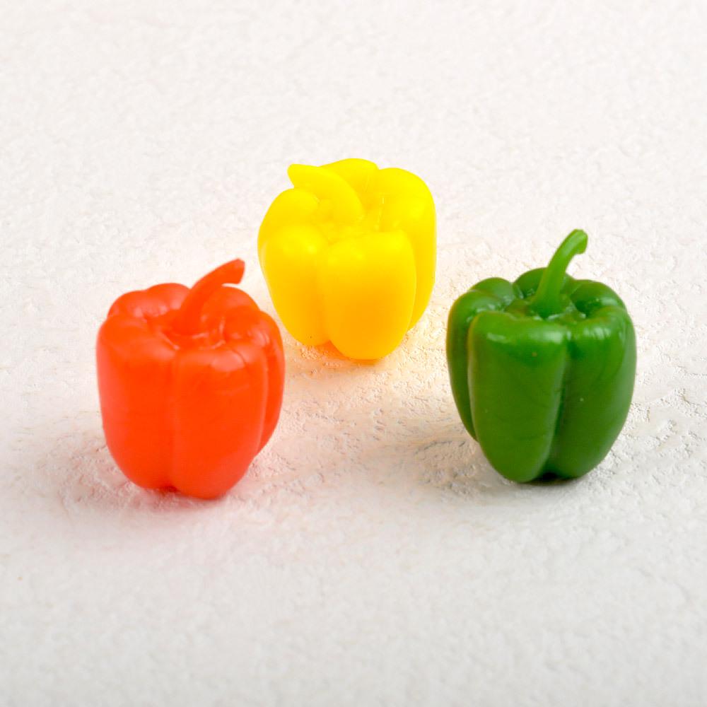 Handmade Colorful Miniature Dollhouse Food: Chili Pepper Vegetable Play Set & Photo Props for Kitchen & Dining DIY.
Handmade Colorful Miniature Dollhouse Food: Chili Pepper Vegetable Play Set & Photo Props for Kitchen & Dining DIY.