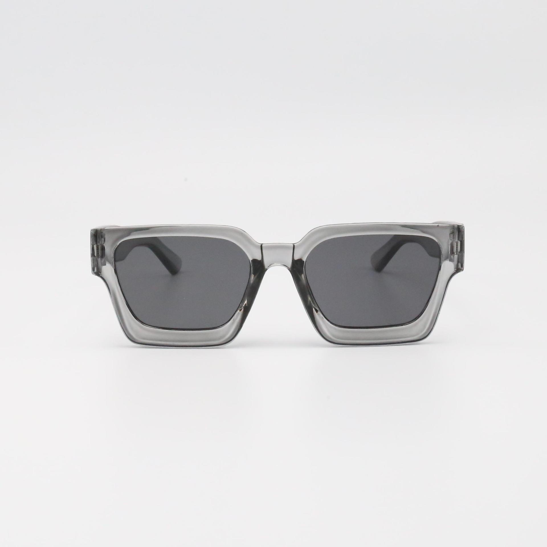 American Retro Square Sunglasses: Thick-Rimmed, Trendy, Anti-Glare, Street Style Eyewear.
American Retro Square Sunglasses: Thick-Rimmed, Trendy, Anti-Glare, Street Style Eyewear.