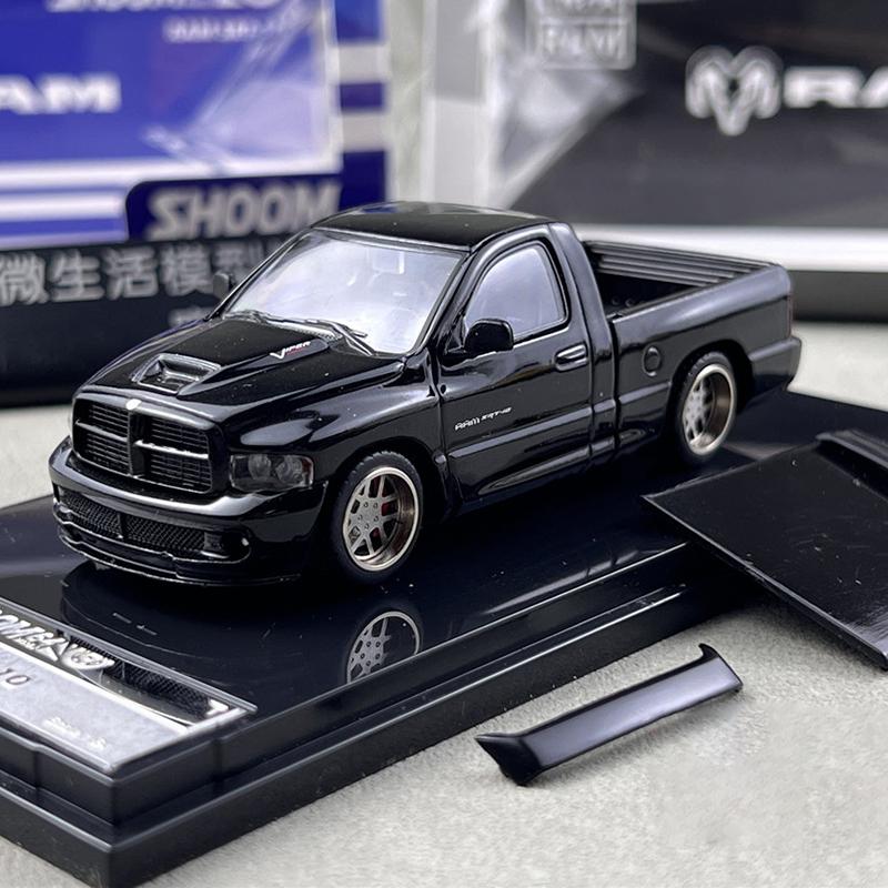 GCD 1:64 RAM SRT-10 Picku Alloy Car Diecasts & Toy Vehicles Car Model Miniature Scale Model Car Toys For Children чорний
GCD 1:64 RAM SRT-10 Picku Alloy Car Diecasts & Toy Vehicles Car Model Miniature Scale Model Car Toys For Children чорний