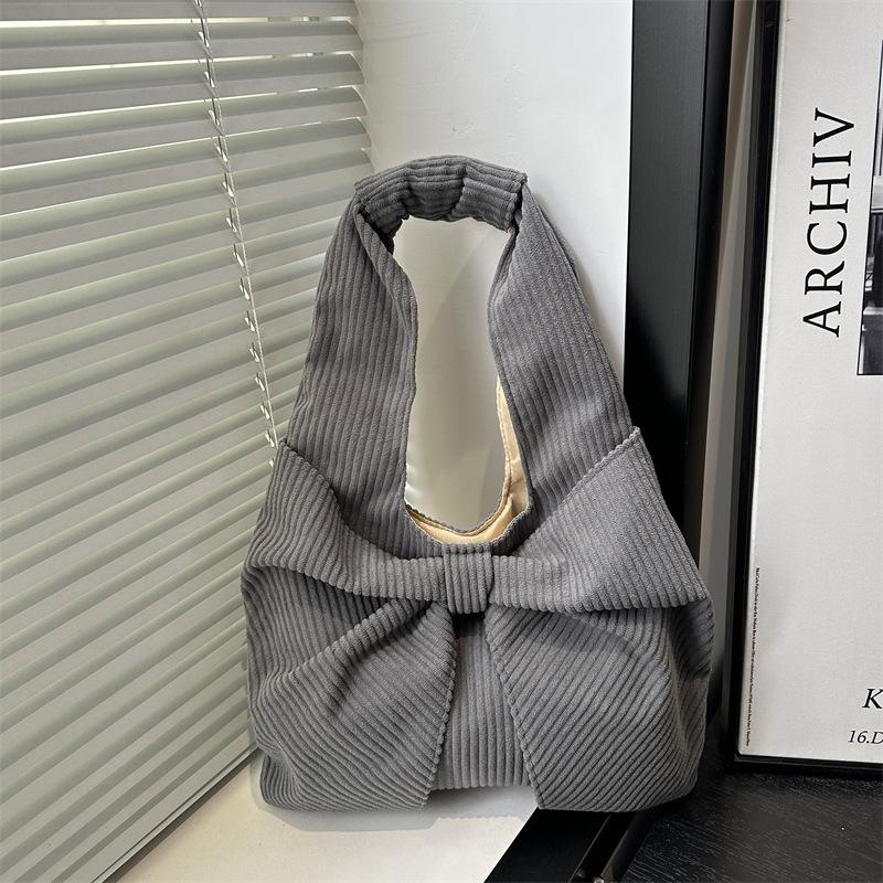 Autumn Bow Design Corduroy Shoulder Bags for Women Solid Color Versatile Ladies Underarm Bag Simple Portable Female Handbag Tote сірий колір
Autumn Bow Design Corduroy Shoulder Bags for Women Solid Color Versatile Ladies Underarm Bag Simple Portable Female Handbag Tote сірий колір