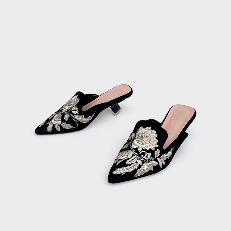 Fashion Embroidery Velour Shoes Woman Strange Heel Slippers Design Mules Femme Pointed Toe Wedges Tacones Slides Slip On Pantuflas Mujer 37
Fashion Embroidery Velour Shoes Woman Strange Heel Slippers Design Mules Femme Pointed Toe Wedges Tacones Slides Slip On Pantuflas Mujer 37