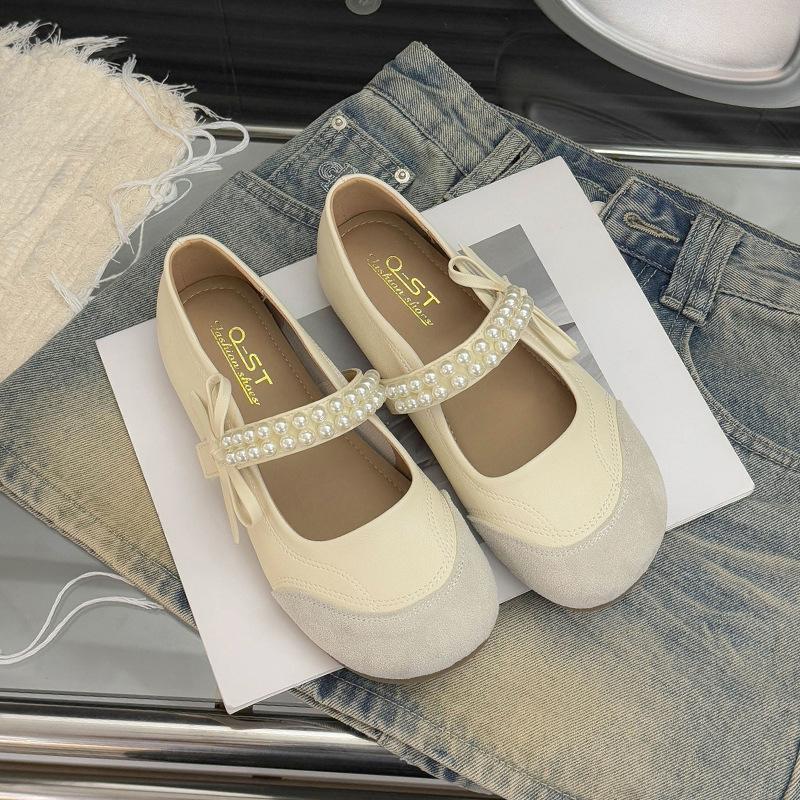 Korean version of Mary Jane single shoes women s 2025 new summer and autumn round head sweet pearl shallow mouth flat bottom casual Doudou shoes 40 бежевый
Korean version of Mary Jane single shoes women s 2025 new summer and autumn round head sweet pearl shallow mouth flat bottom casual Doudou shoes 40 бежевый