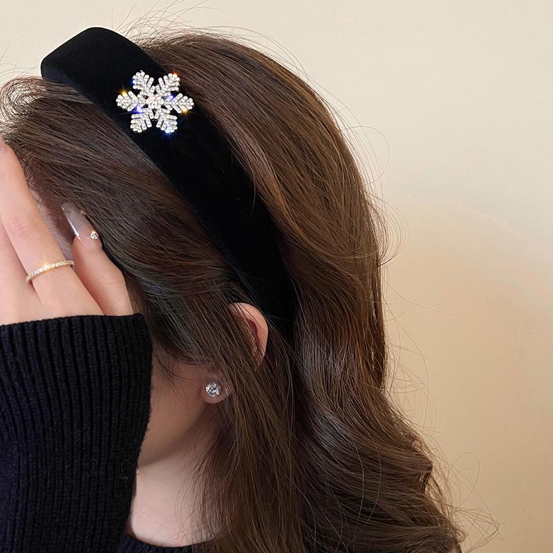 2023 French Retro Red Velvet Snowflake Headband for Women - Elegant Winter Luxury чорний
2023 French Retro Red Velvet Snowflake Headband for Women - Elegant Winter Luxury чорний