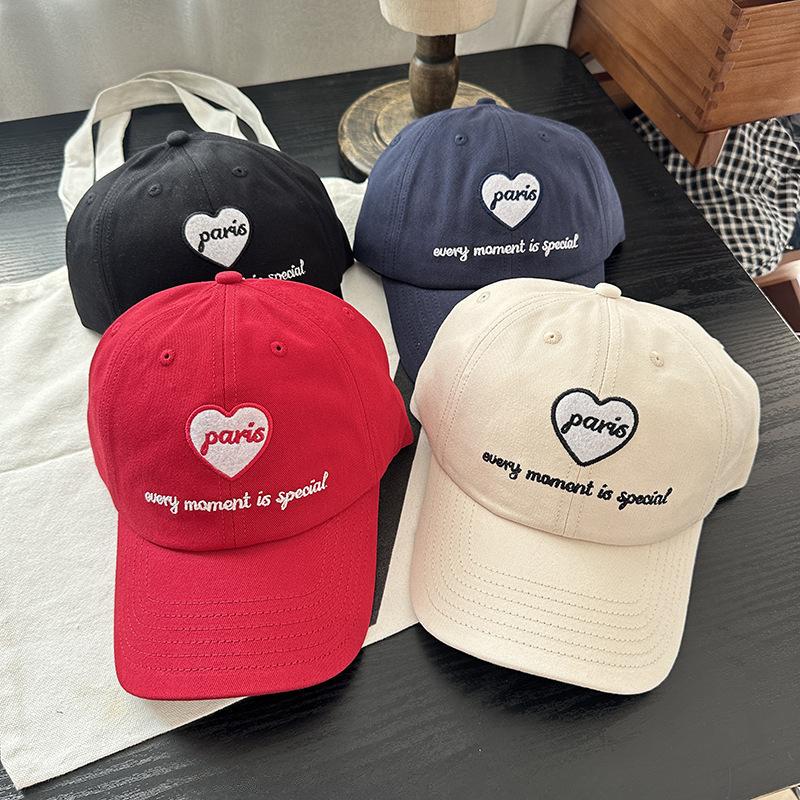 Love Embroidered Baseball Cap Heart Shaped Letters Baseball Cap Showing Face Small Versatile Couple Style Sun Protection Soft Top Adjustable
Love Embroidered Baseball Cap Heart Shaped Letters Baseball Cap Showing Face Small Versatile Couple Style Sun Protection Soft Top Adjustable