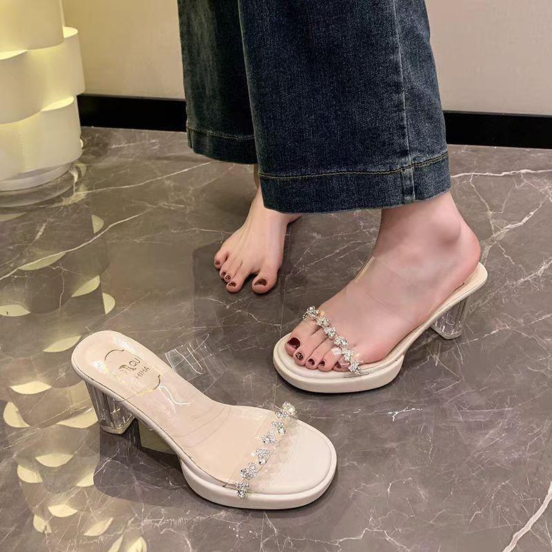 One word with transparent sandals 2025 summer new sexy crystal thick heel cool slippers women wear Internet celebrity high heels 35
One word with transparent sandals 2025 summer new sexy crystal thick heel cool slippers women wear Internet celebrity high heels 35