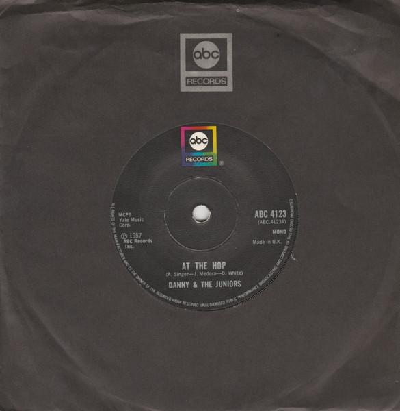 7inch Record DANNY & THE JUNIORS - At The Hop ABC4123 ABC Records 1976 UK Rock Used
7inch Record DANNY & THE JUNIORS - At The Hop ABC4123 ABC Records 1976 UK Rock Used