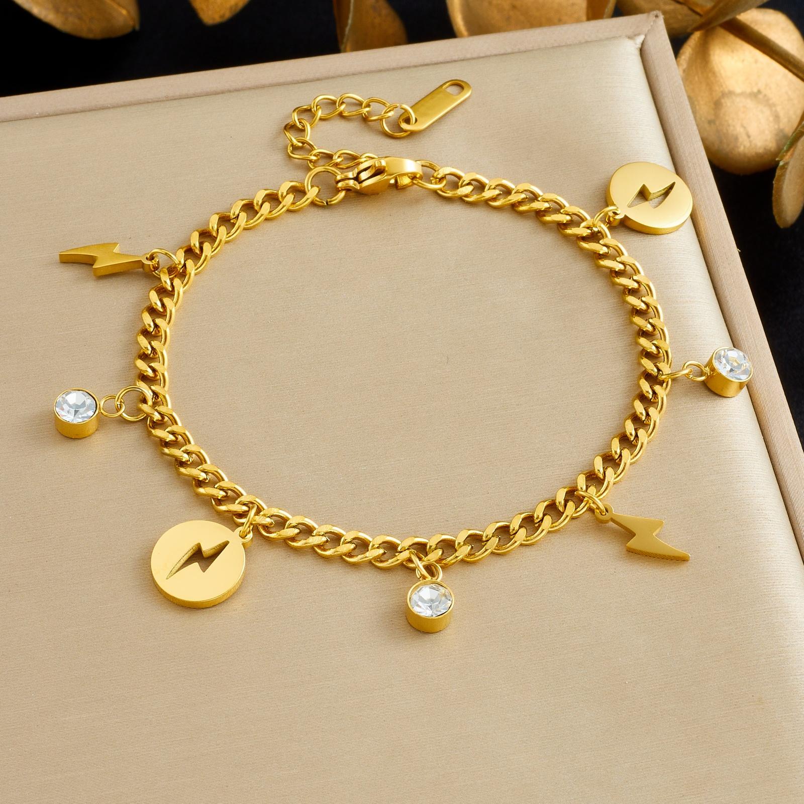 316L Stainless Steel Lightning Rhinestone Charm Bracelet For Women Fashion New Gold Plated Chain Jewelry Party Gift
316L Stainless Steel Lightning Rhinestone Charm Bracelet For Women Fashion New Gold Plated Chain Jewelry Party Gift
