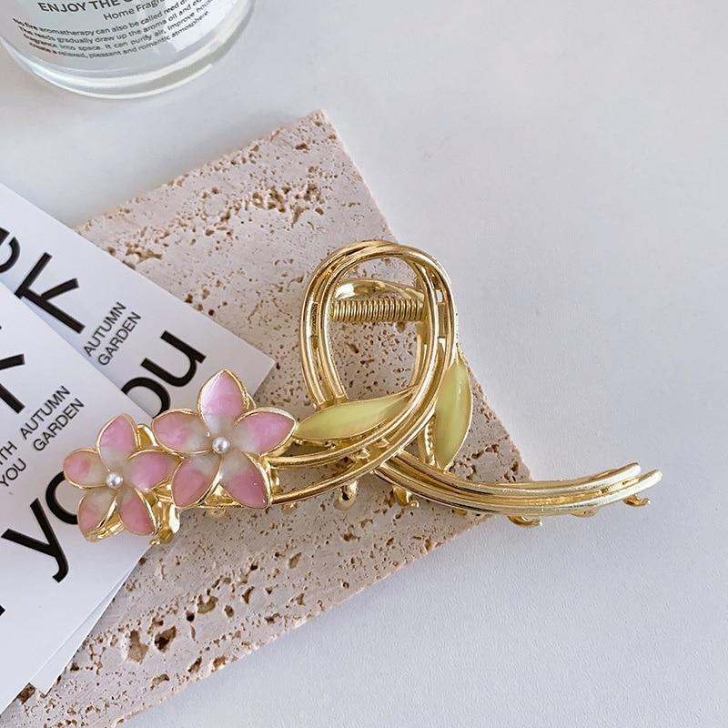 Новая элегантная застежка для волос с геометрическим цветком, изысканные заколки для волос из сплава, заколки для волос для женщин, аксессуары для волос, головные уборы, заколка в виде акулы
Новая элегантная застежка для волос с геометрическим цветком, изысканные заколки для волос из сплава, заколки для волос для женщин, аксессуары для волос, головные уборы, заколка в виде акулы