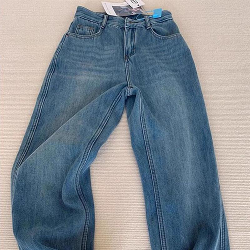 Универсальные джинсы прямого кроя на флисовой подкладке больших размеров для женщин: Зимняя стирка Завышенная талия Моделирующий силуэт Широкие штанины 5XL
Универсальные джинсы прямого кроя на флисовой подкладке больших размеров для женщин: Зимняя стирка Завышенная талия Моделирующий силуэт Широкие штанины 5XL