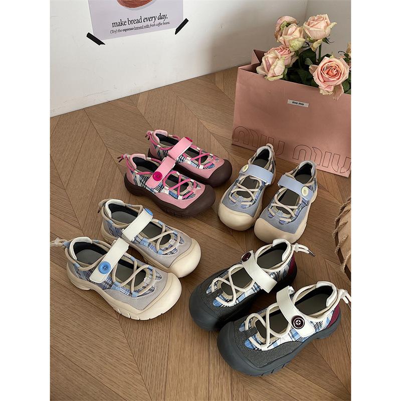 Ugly cute big head versatile platform sneakers women s new spring and autumn students Internet celebrities senior sense board shoes 35
Ugly cute big head versatile platform sneakers women s new spring and autumn students Internet celebrities senior sense board shoes 35