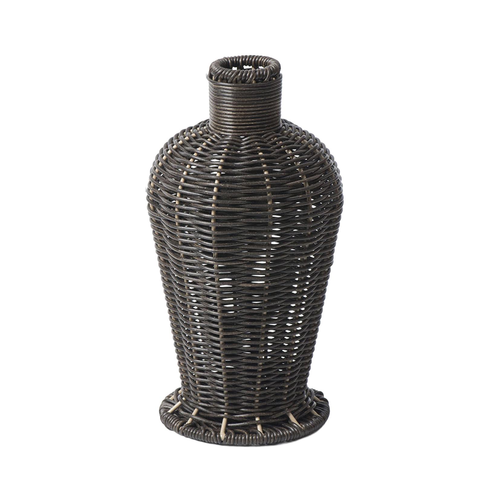 Wicker Vase for Dried Flowers Home Decoration Woven Design for Living Room
Wicker Vase for Dried Flowers Home Decoration Woven Design for Living Room
