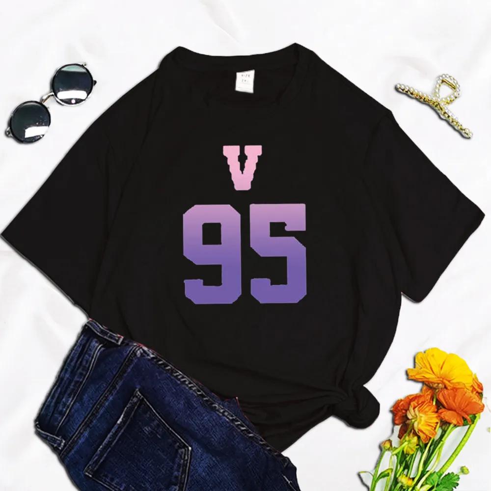 Jin 92 Suga 93 Jung Kook 97 Kpop Print Harajuku Top Vrouwen Футболка Casual Dames Basic O-Kraag Korte mouwen Wit T-shirt Meisje M
Jin 92 Suga 93 Jung Kook 97 Kpop Print Harajuku Top Vrouwen Футболка Casual Dames Basic O-Kraag Korte mouwen Wit T-shirt Meisje M