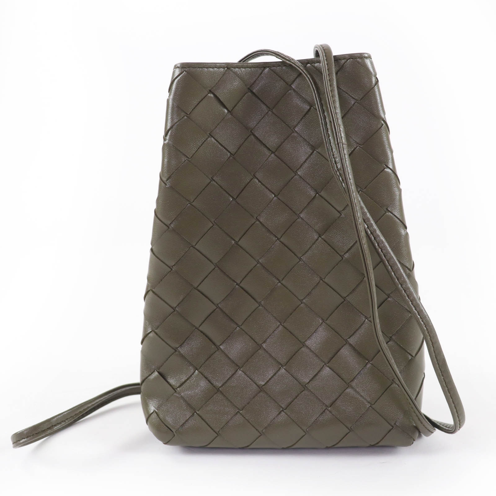Excellent BOTTEGAVENETA Shoulder Bag INTRECCIATO leather khaki leather Women Used
Excellent BOTTEGAVENETA Shoulder Bag INTRECCIATO leather khaki leather Women Used