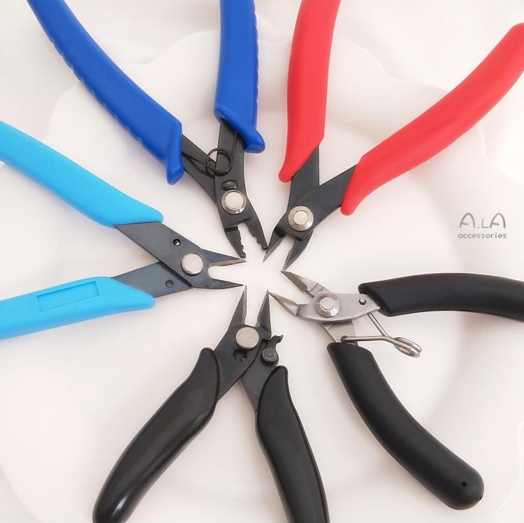 Handmade Mini Jewelry Pliers Set: Diagonal, Needle Nose, Palm, Cutting Pliers for DIY Beading & Wire Wrapping.
Handmade Mini Jewelry Pliers Set: Diagonal, Needle Nose, Palm, Cutting Pliers for DIY Beading & Wire Wrapping.