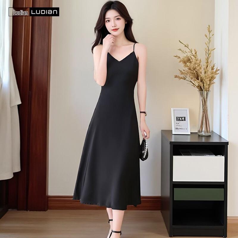 LUDIan Women s Elegant V-Neck Spaghetti Strap Midi Dress M
LUDIan Women s Elegant V-Neck Spaghetti Strap Midi Dress M
