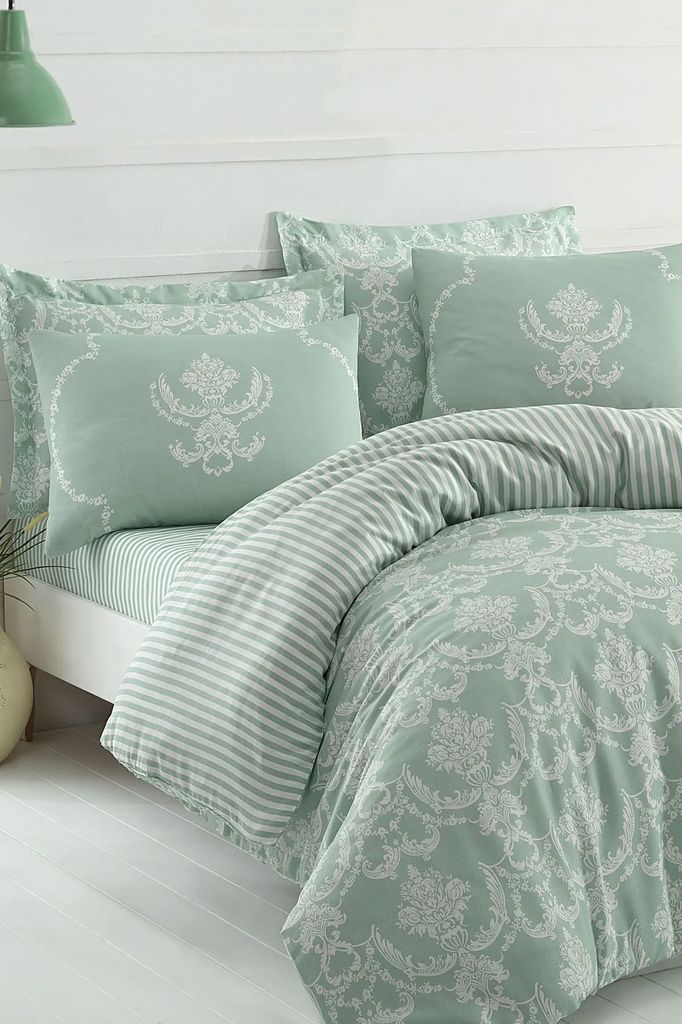 Комплект пододеяльников для взрослых, двойной, чистая вода, зеленый (БЕЗ ЛИСТОВ)
Комплект пододеяльников для взрослых, двойной, чистая вода, зеленый (БЕЗ ЛИСТОВ)