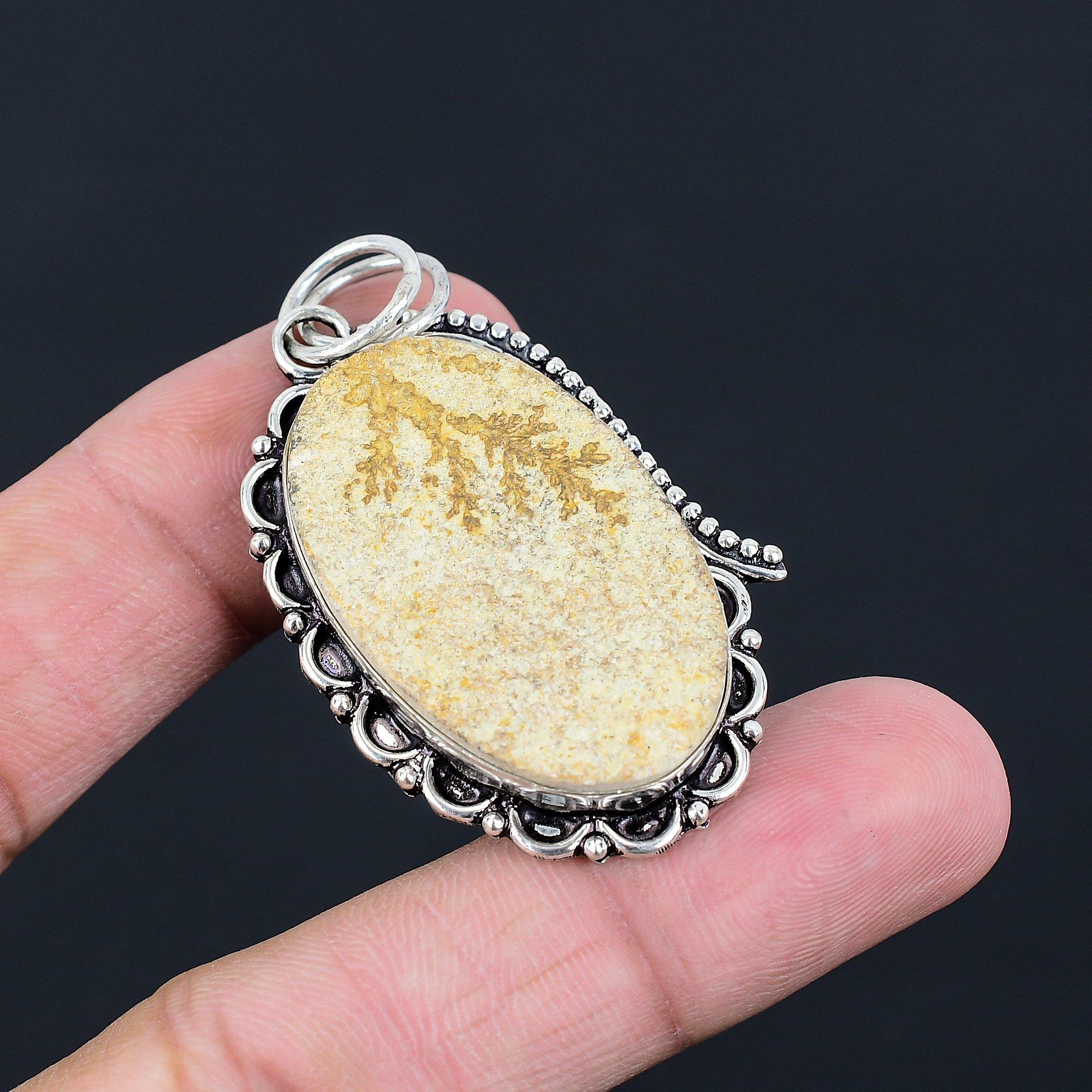 Oval Psilomelane Dendrite Gemstone 925 Sterling Silver Bezel Daughter Pendant
Oval Psilomelane Dendrite Gemstone 925 Sterling Silver Bezel Daughter Pendant