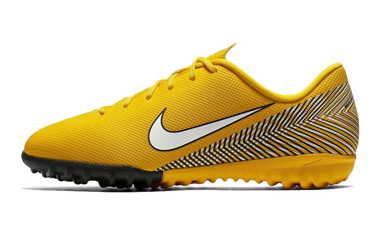 Nike Mercurial Vapor 12 Low top Kids Soccer Shoes Teenagers AO9476-710 33.5
Nike Mercurial Vapor 12 Low top Kids Soccer Shoes Teenagers AO9476-710 33.5