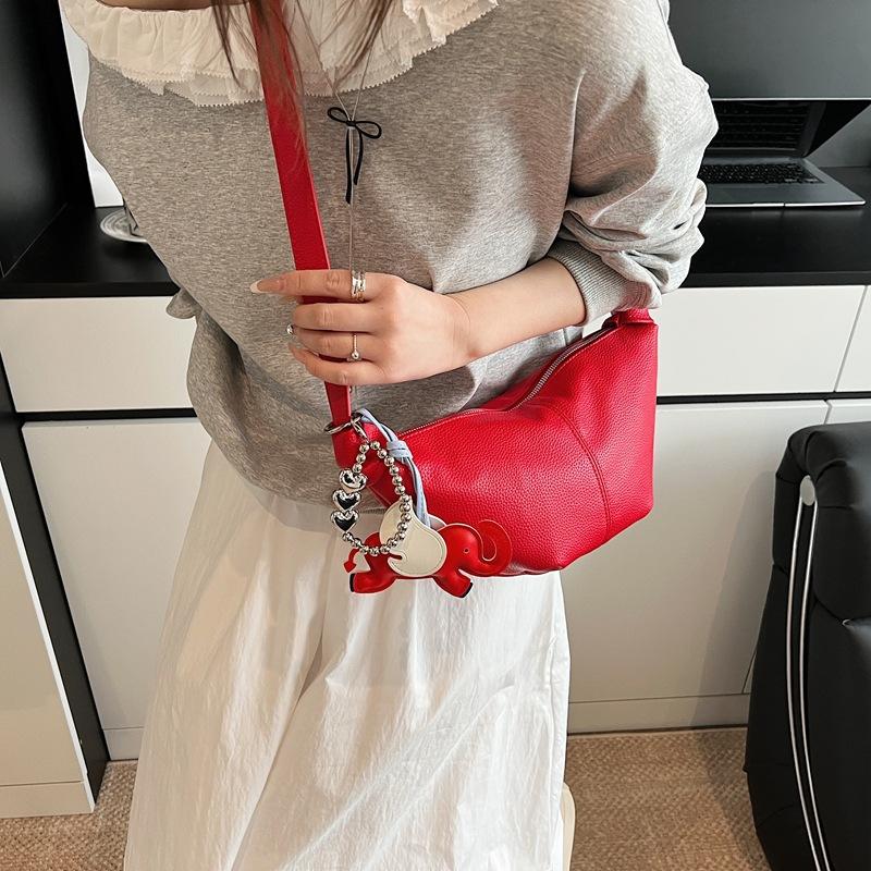 2025 summer new retro simple pleated dumpling bag women s bag trendy shoulder bag diagonal span croissant bag
2025 summer new retro simple pleated dumpling bag women s bag trendy shoulder bag diagonal span croissant bag