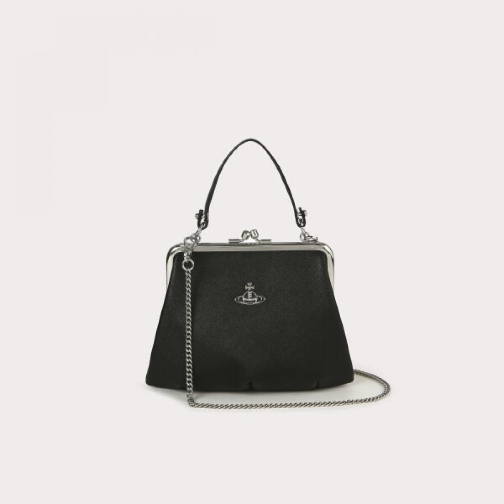 Vivienne Westwood Biogreen Saffiano Bokjori Сумка на ланцюжку Чорна blacks
Vivienne Westwood Biogreen Saffiano Bokjori Сумка на ланцюжку Чорна blacks
