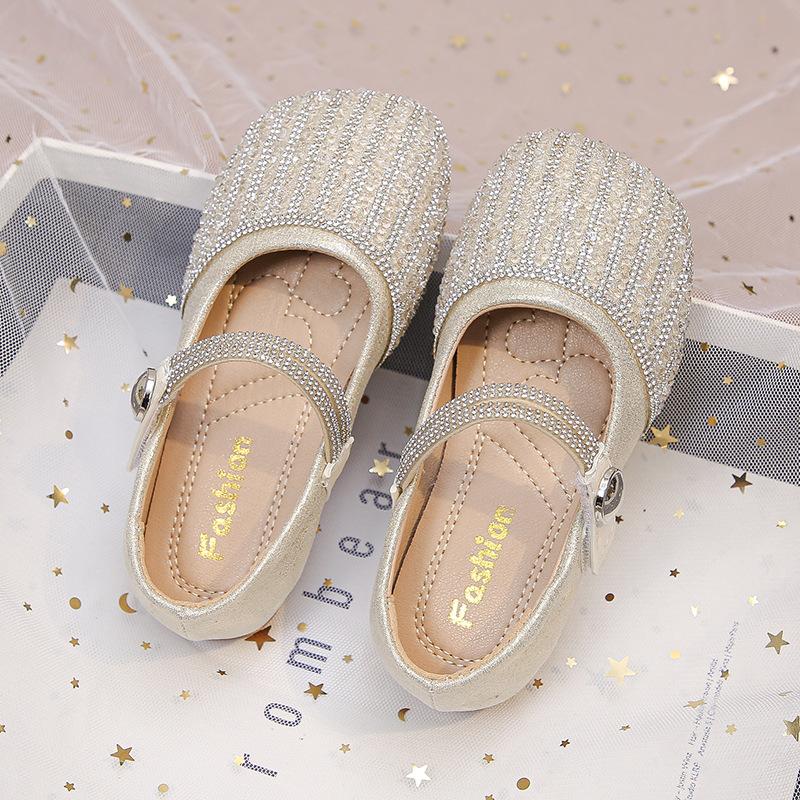 Children princess shoes spring new girl shoe rhinestone girl leather shoe kids shoes stylish girl single shoes 26
Children princess shoes spring new girl shoe rhinestone girl leather shoe kids shoes stylish girl single shoes 26